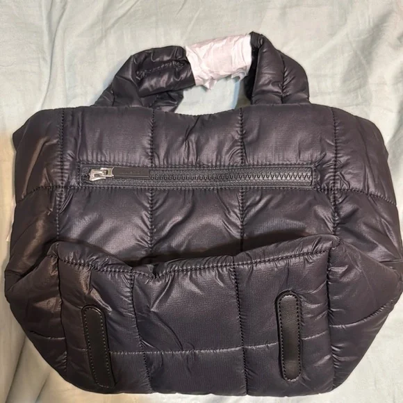Lululemon Athletica Black Quilted Tote Bag NEW with tags! - Picture 5 of 8